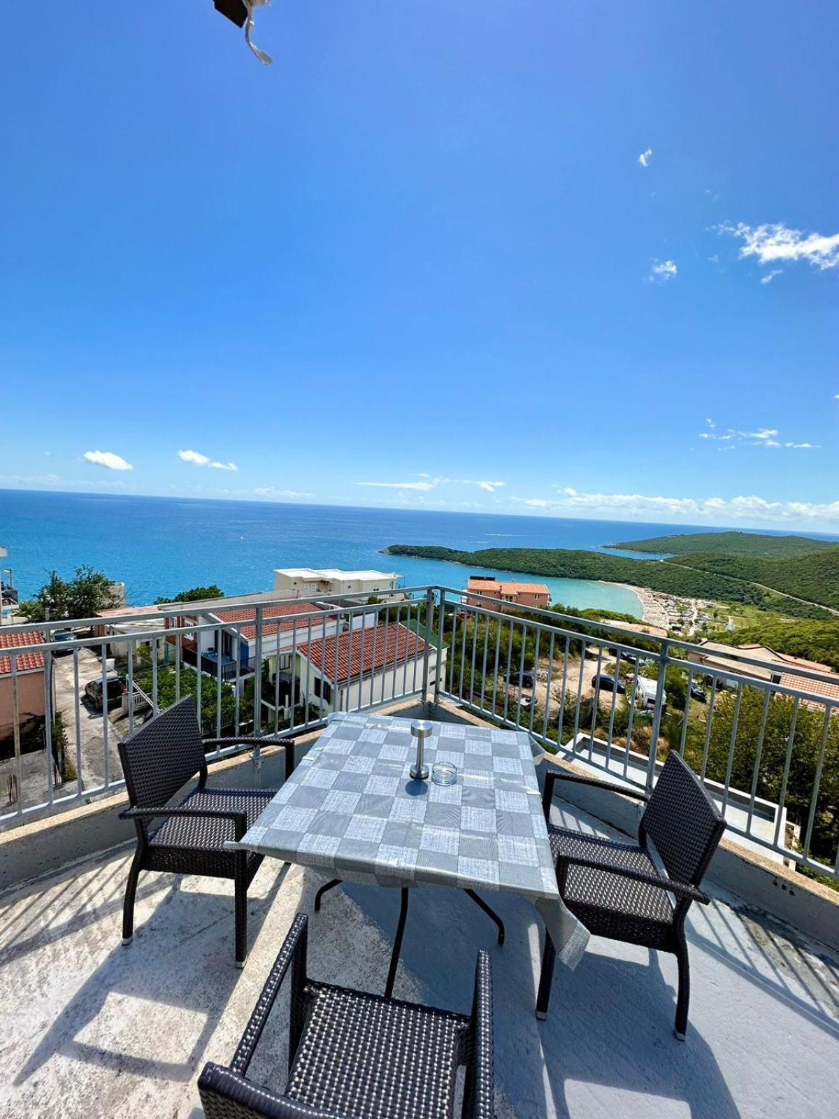 Montenegrina Apartment Budva Exterior photo