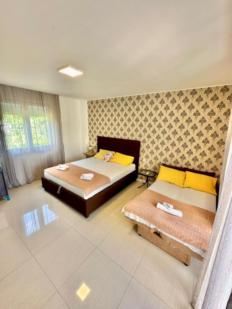 Montenegrina Apartment Budva Exterior photo