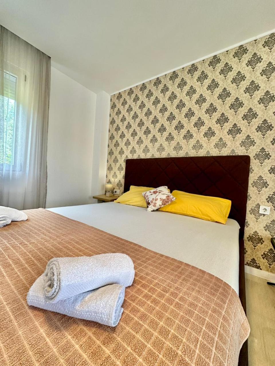 Montenegrina Apartment Budva Exterior photo