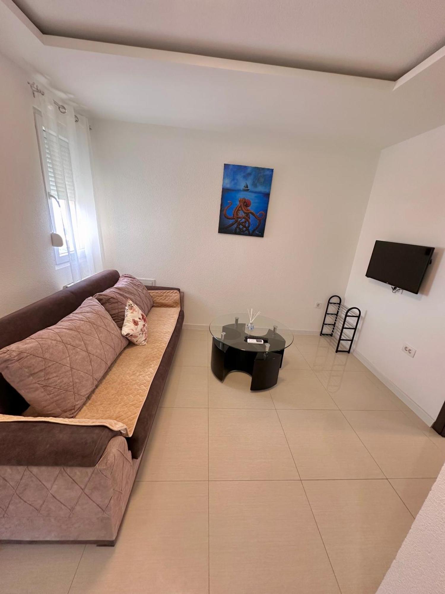 Montenegrina Apartment Budva Exterior photo