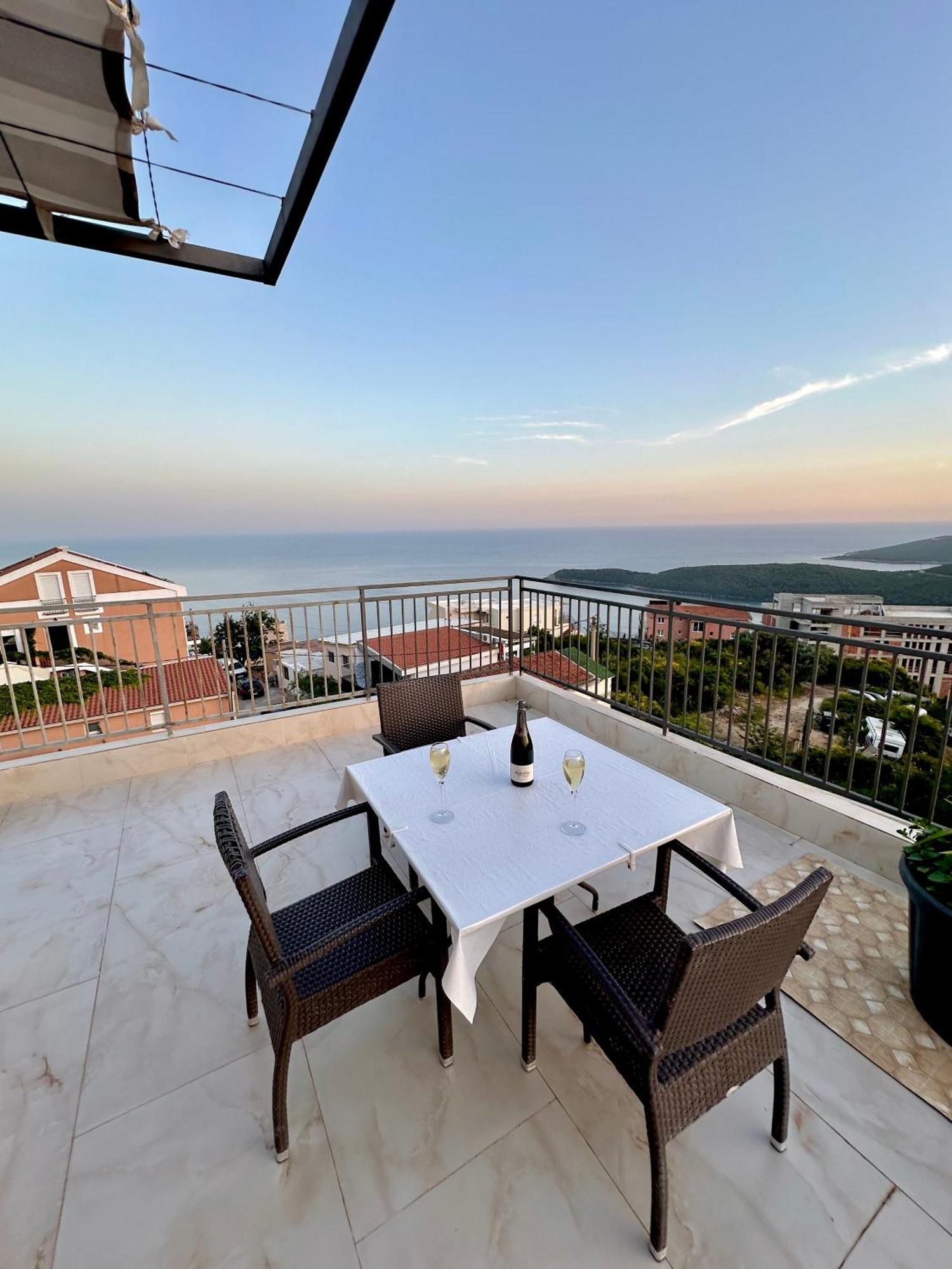 Montenegrina Apartment Budva Exterior photo